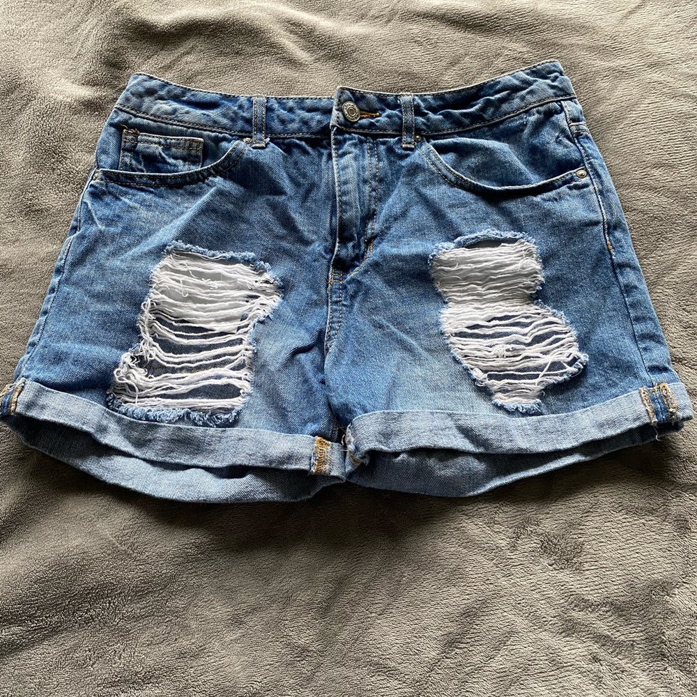 High Waisted Forever 21 denim shorts